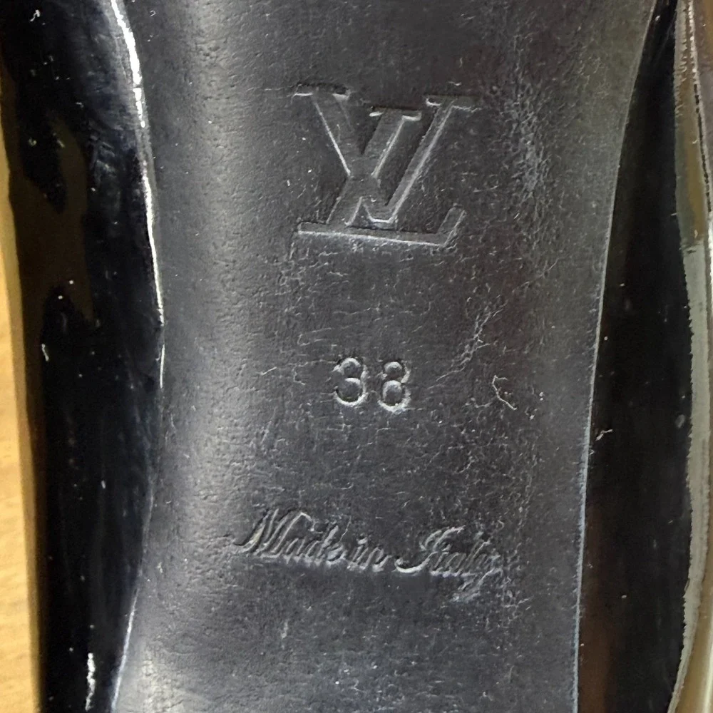 LOUIS VUITTON Bow Pumps 7.5 EU 38 Black Patent Leather